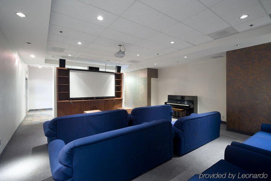 Residence & Conference Centre - Торонто Екстер'єр фото